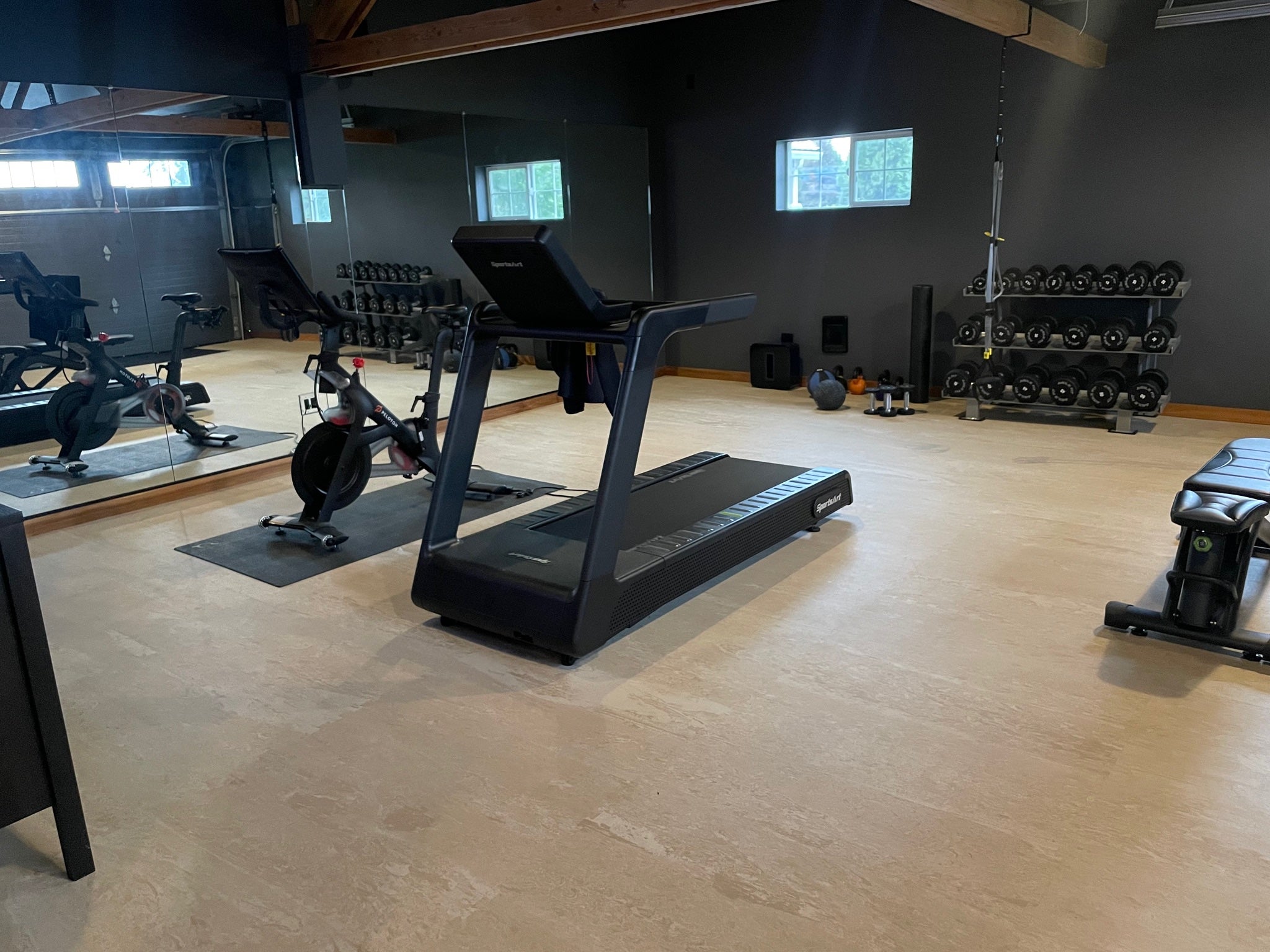 🥇 Fitness Pro – 7mm Interlocking Gym Flooring