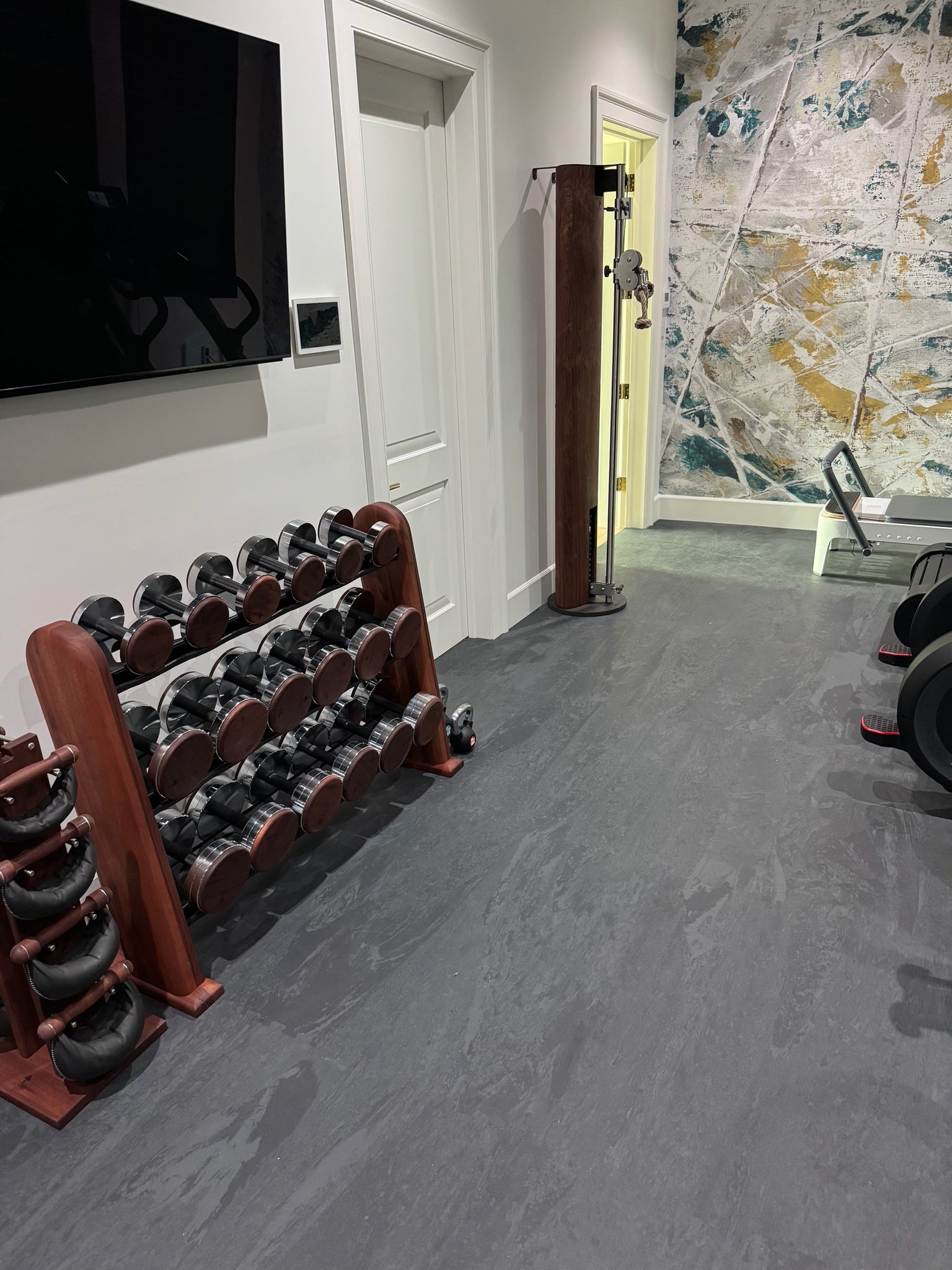 Fitness Pro – 7mm Interlocking Gym Flooring