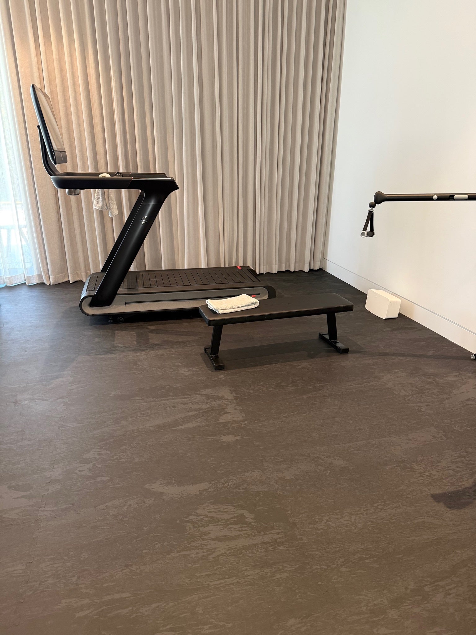 🥇 Fitness Pro – 7mm Interlocking Gym Flooring