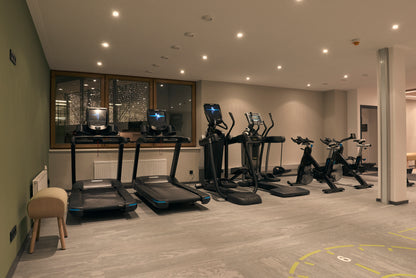 🥇 Fitness Pro – 7mm Interlocking Gym Flooring