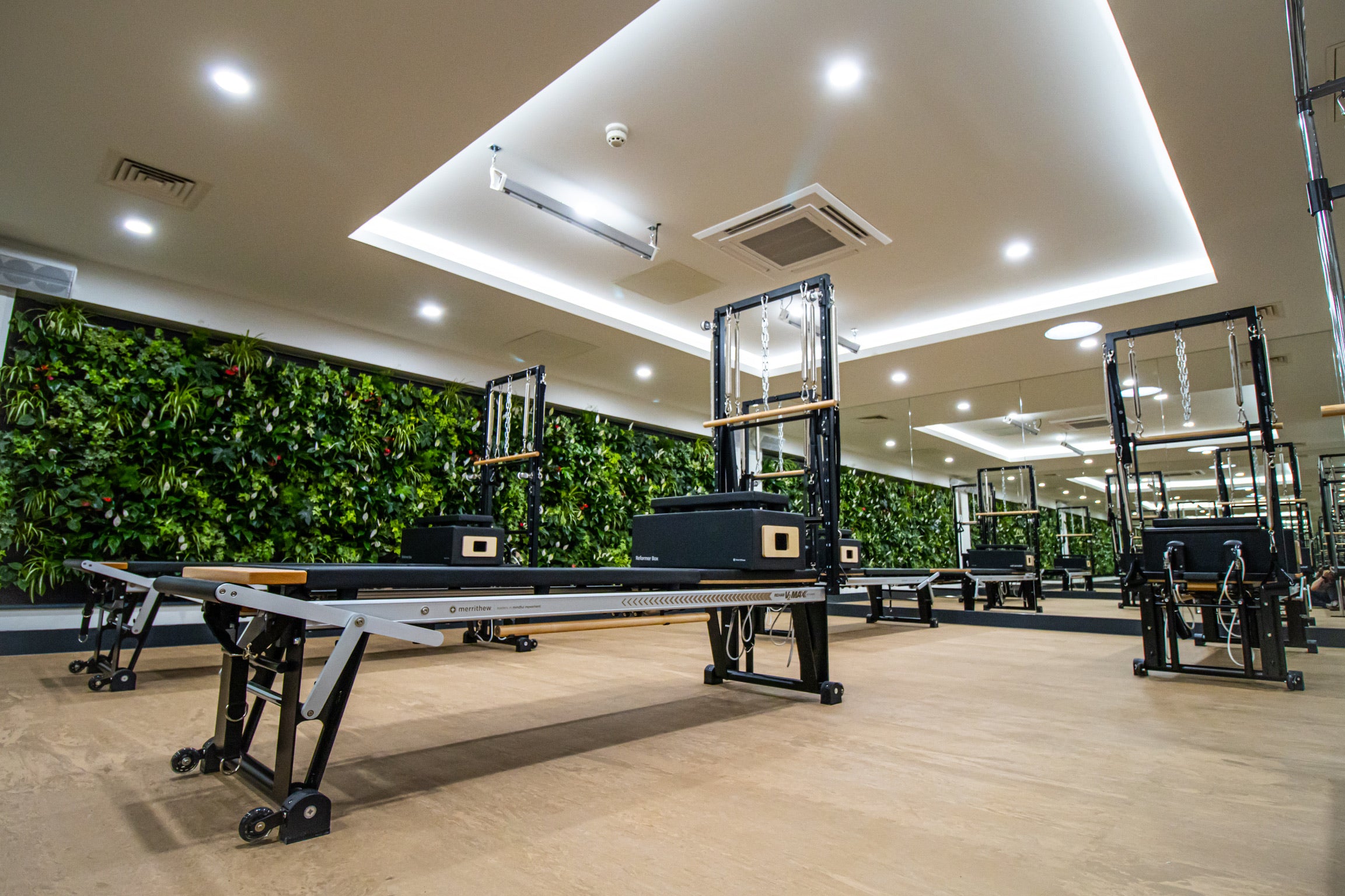 🥇 Fitness Pro – 7mm Interlocking Gym Flooring