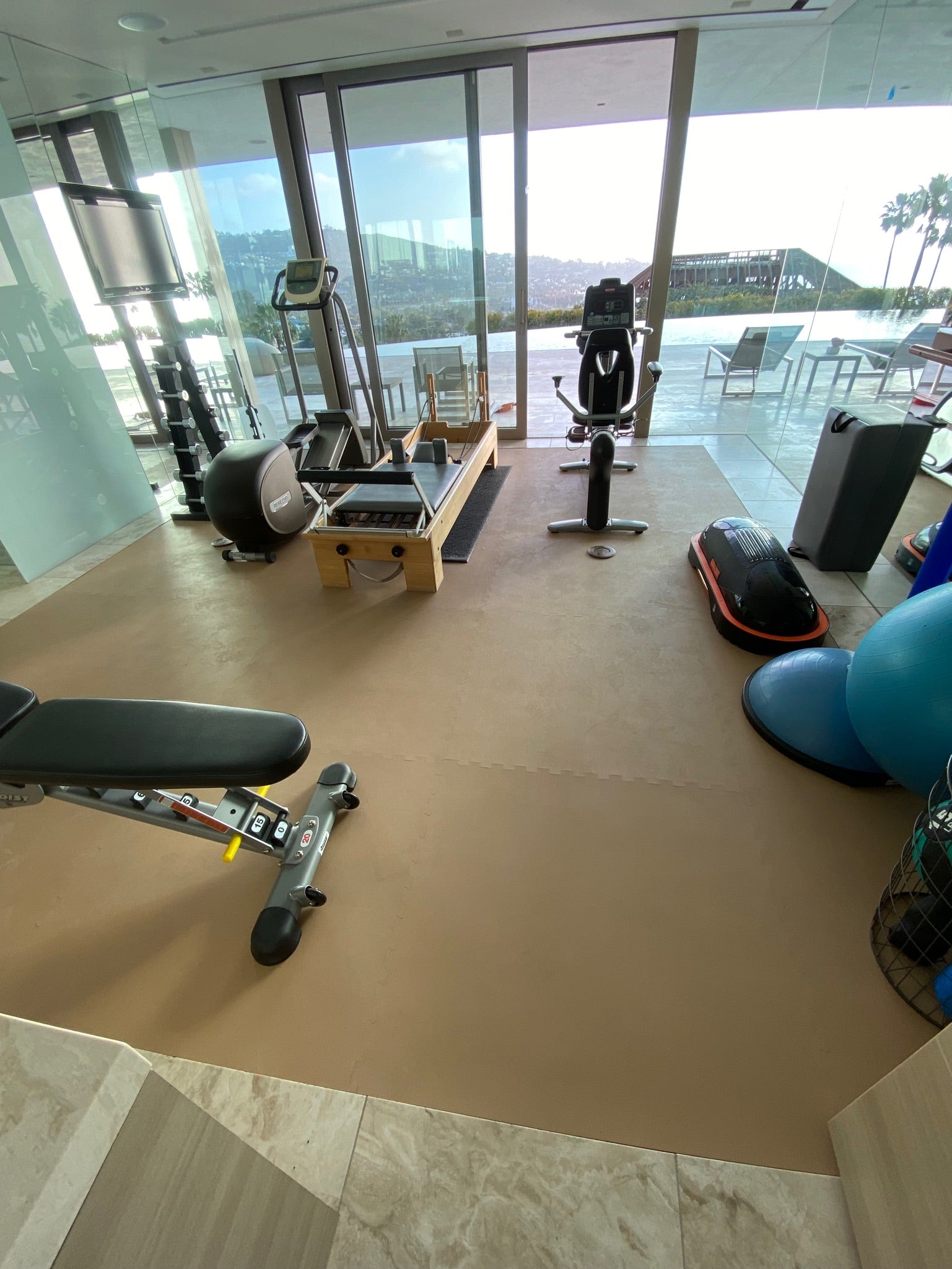 Fitness Pro – 7mm Interlocking Gym Flooring